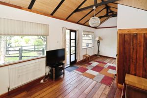 FRATING ROAD- click for photo gallery